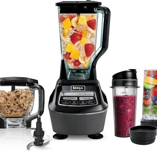 BL770 Kitchen System Blender 1500W with 72 oz Pitcher, 8 Cup Processor Bowl and Two 16 oz Cups