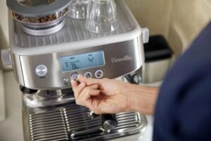 BES878BSS Barista Pro Espresso Machine Stainless Steel with Integrated Grinder - Image 8