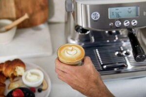 BES878BSS Barista Pro Espresso Machine Stainless Steel with Integrated Grinder - Image 9