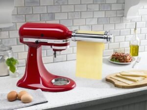 Artisan Series Stand Mixer 5 Quart Tilt Head 325W Empire Red - Image 3