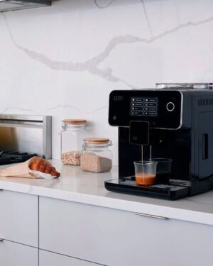 TK 01 Automatic Espresso Machine Black with Touchscreen and Integrated Grinder - Image 3