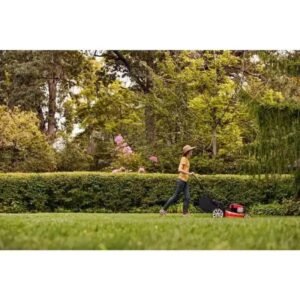 Briggs Stratton Gas Mower 21 Inch 140cc Self-Propelled Lawn Mower with Mulching Kit - Image 9